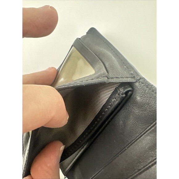 TUMI Leather Wallet Black Embossed Logo Pattern Bifold Small Credit Card Slots - Picture 10 of 14